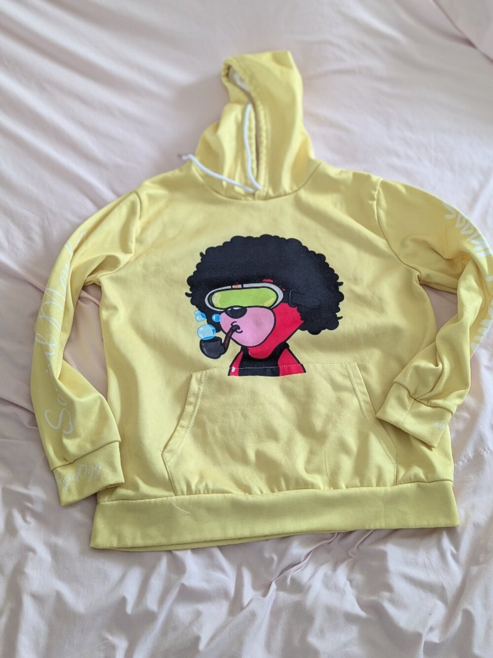 bigd0gg x inBetweeners NFT Social Member Yellow Graphic Cartoon Hoodie Size S